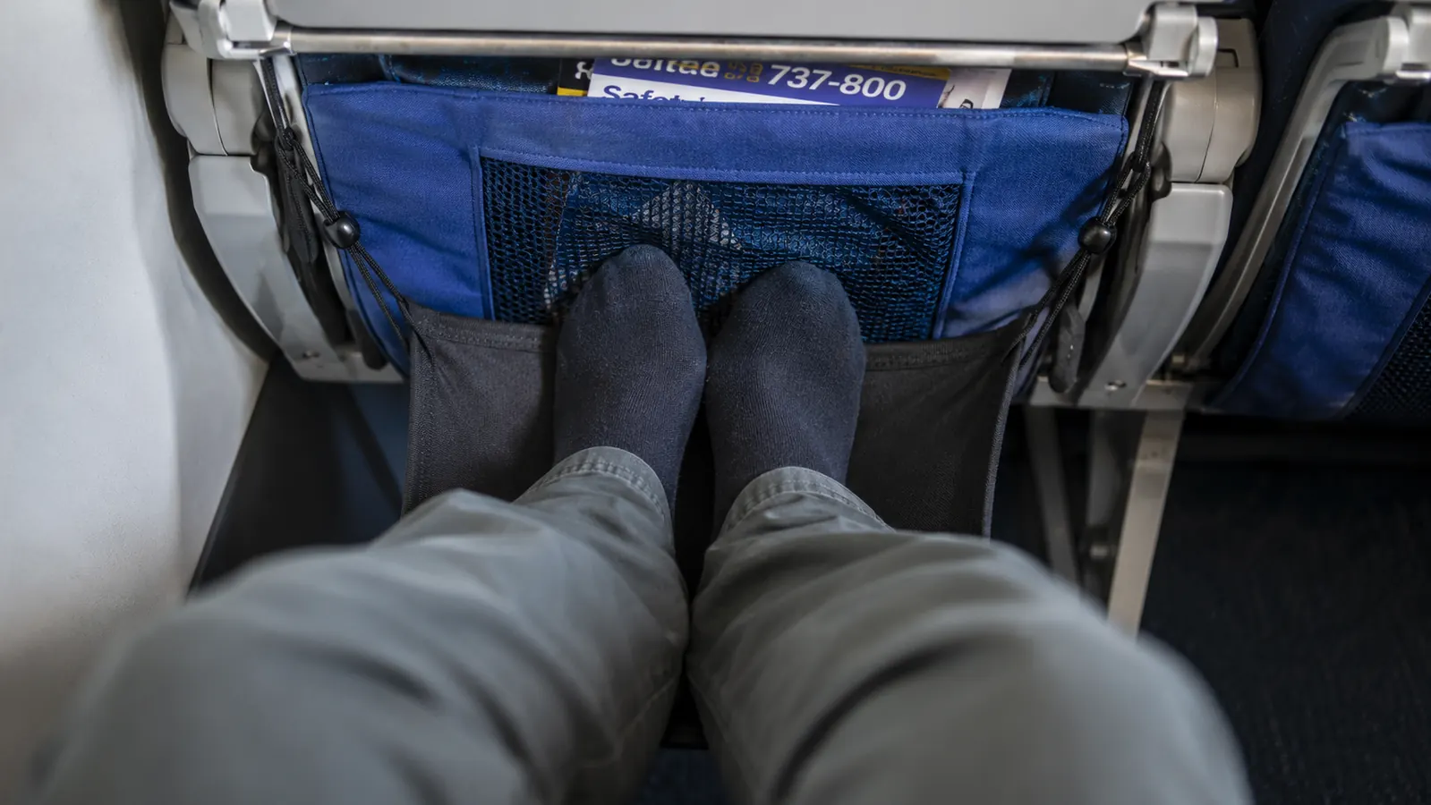 Angemay Airplane Footrest: The Honest Review After Dozens of Flights