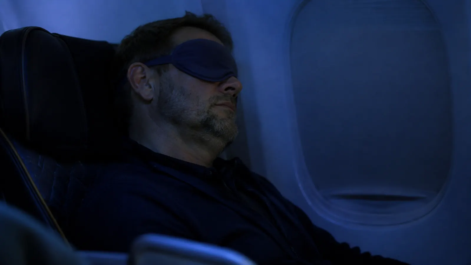 How to Sleep Better on Long Flights in Economy